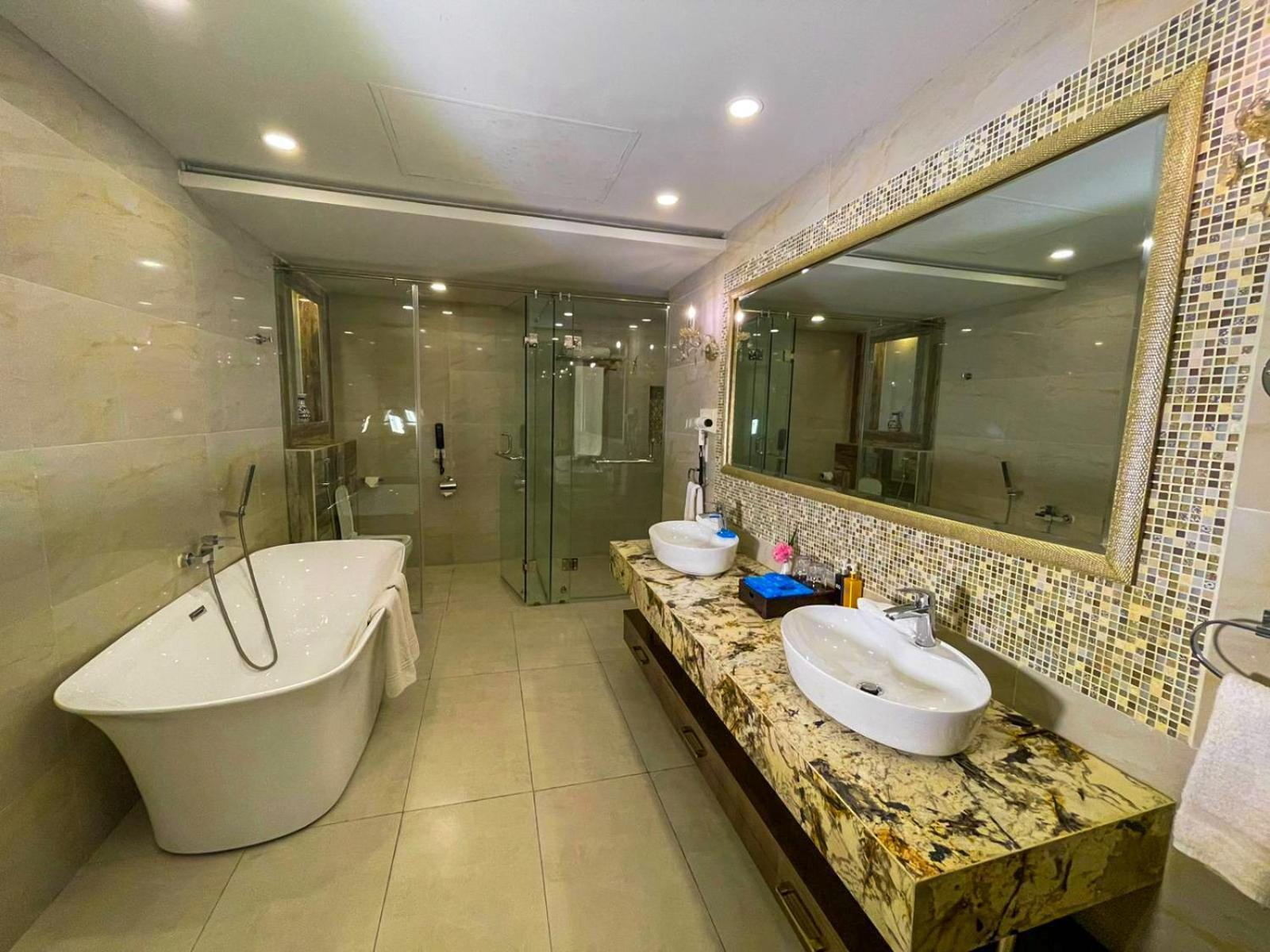 Ifq Hotel & Resort Islamabad Eksteriør bilde