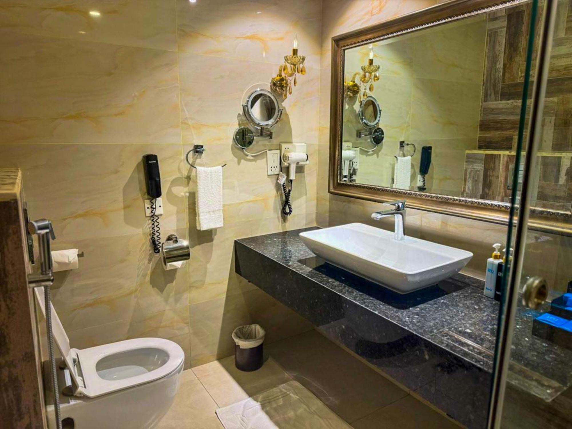 Ifq Hotel & Resort Islamabad Eksteriør bilde